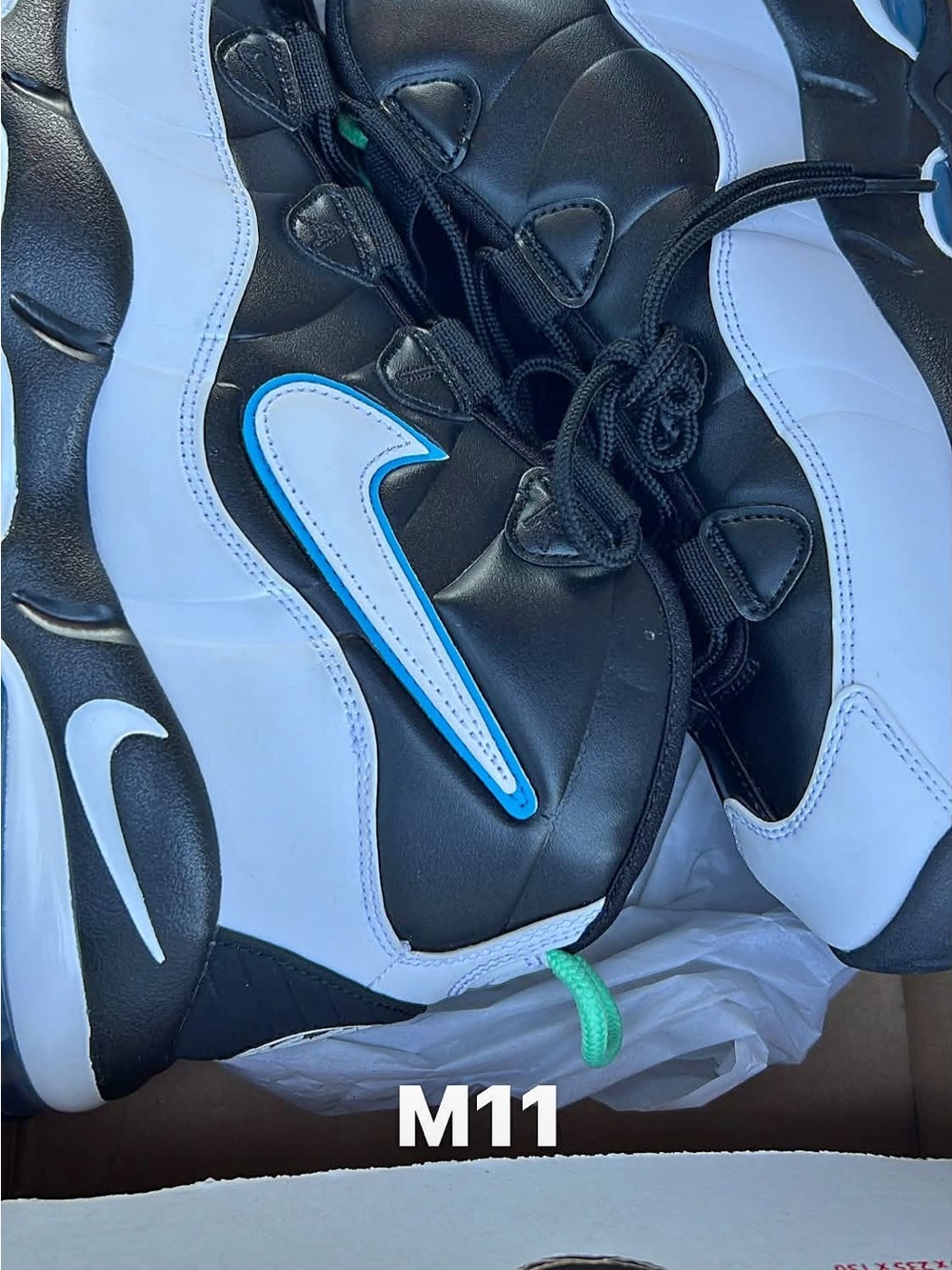 Nike Mens black and White Sneakers with Blue Trim